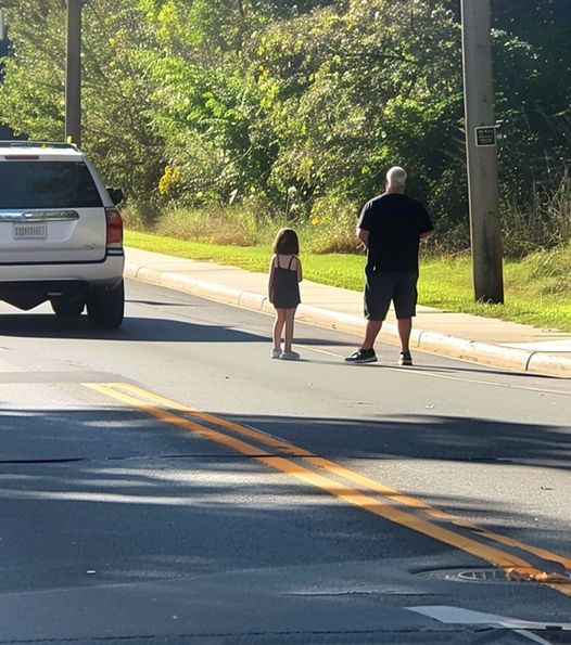 My Dad Left Me When I Was 13 — Ten Years Later, I Saw Him on the Side of the Road Hitchhiking with a Little Girl